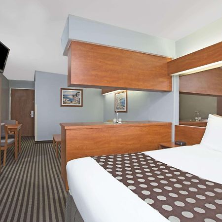 Microtel Inn & Suites By Wyndham Garland/Dallas Extérieur photo